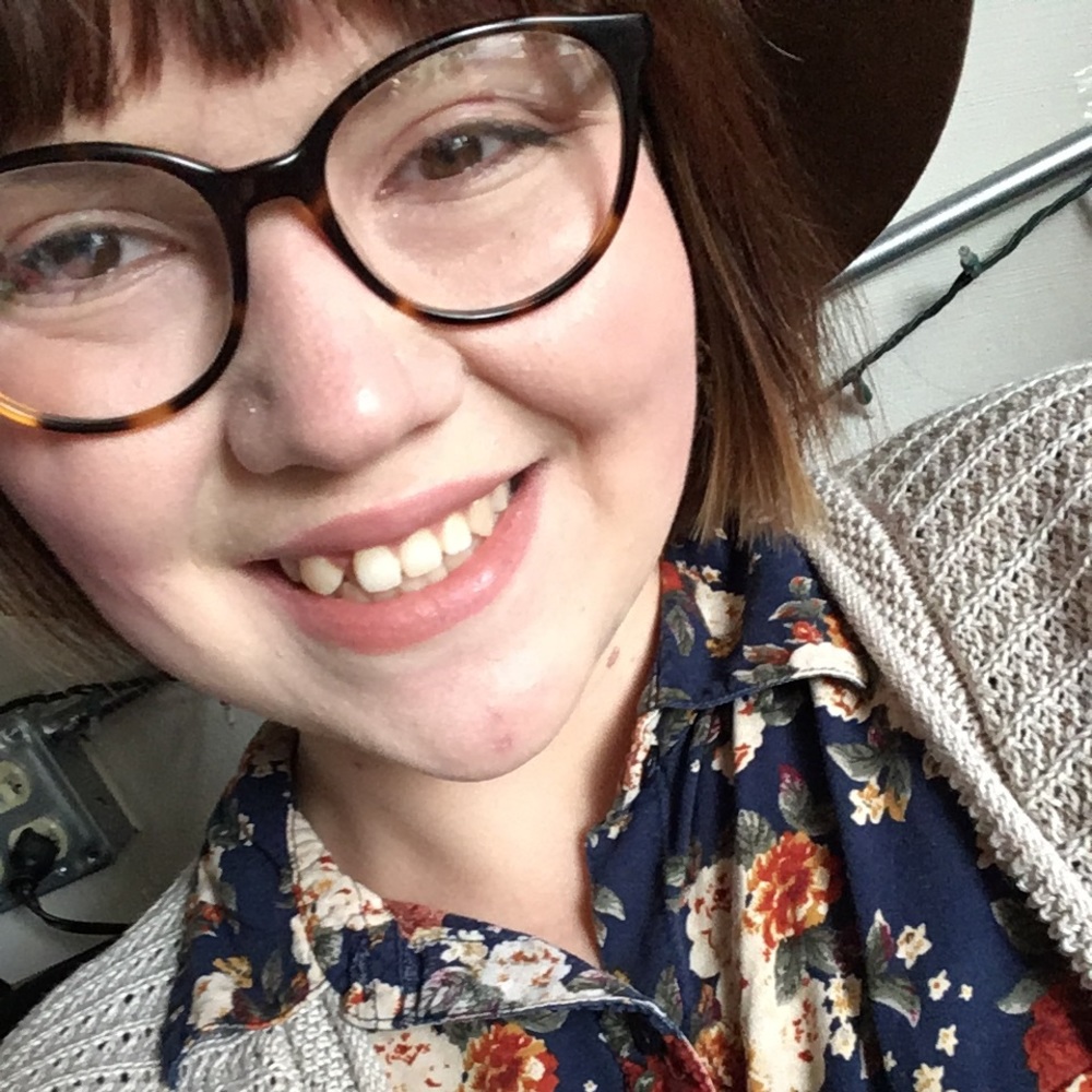 Meet your Posher, Helen